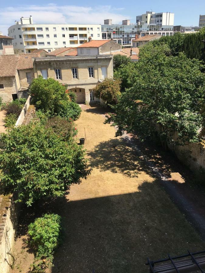 Le Galaxy Centre La Breche Wifi Calme Vue Jardin Leilighet Niort Eksteriør bilde